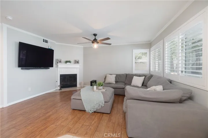 3420 New York, Corona, California 92882