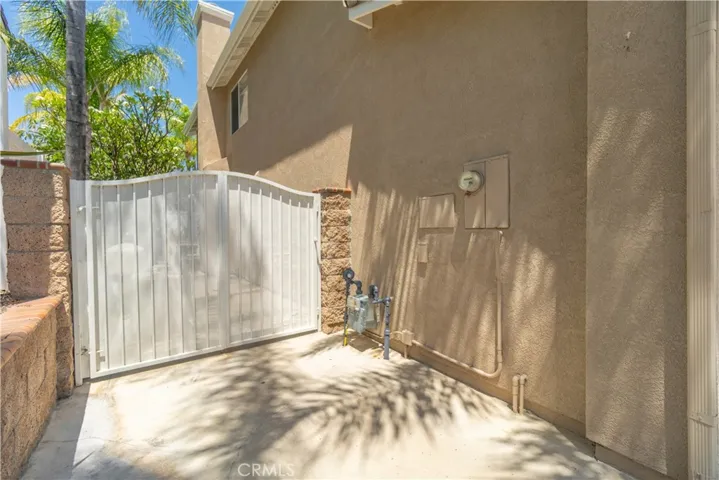 3420 New York, Corona, California 92882