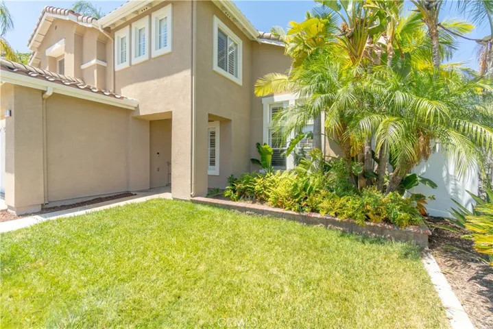 3420 New York, Corona, California 92882
