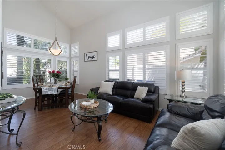 3420 New York, Corona, California 92882