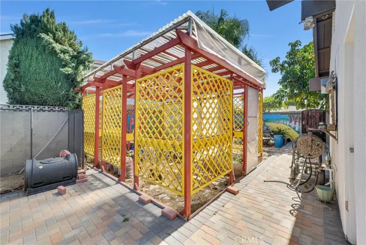 1417 W James, Anaheim, California 92801