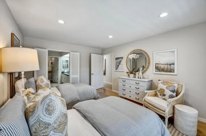 15 Los Altos Square 15, Los Altos, California 94022