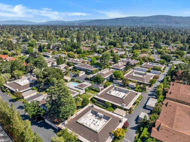 15 Los Altos Square 15, Los Altos, California 94022