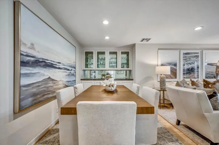 15 Los Altos Square 15, Los Altos, California 94022