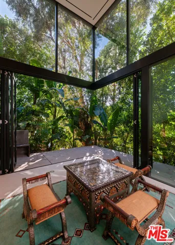 9330 Hazen Drive, Beverly Hills, California 90210