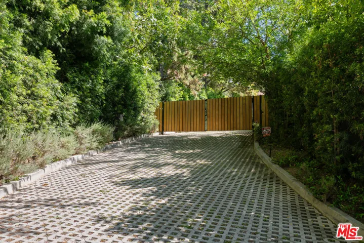 9330 Hazen Drive, Beverly Hills, California 90210