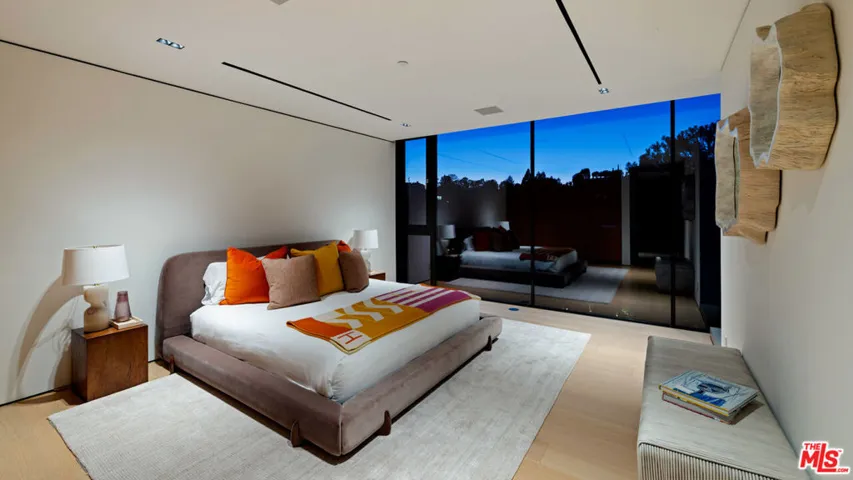 9330 Hazen Drive, Beverly Hills, California 90210