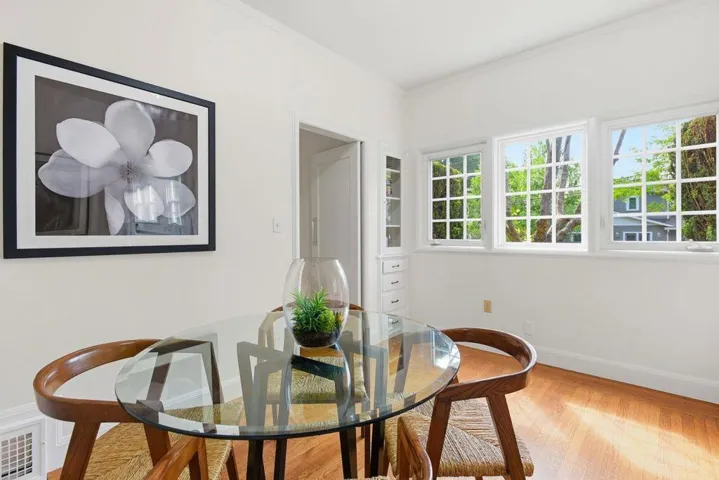 1524 Arc Way, Burlingame, California 94010