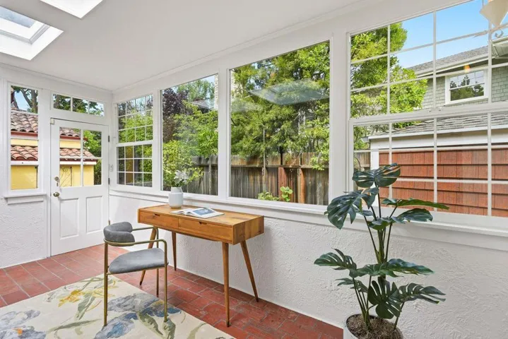 1524 Arc Way, Burlingame, California 94010