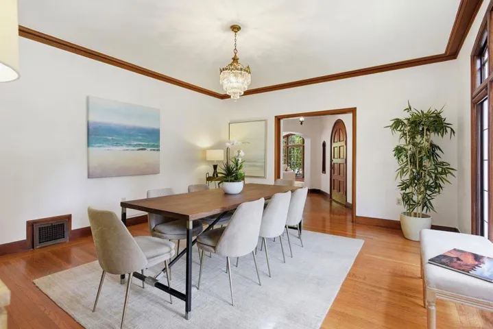 1524 Arc Way, Burlingame, California 94010