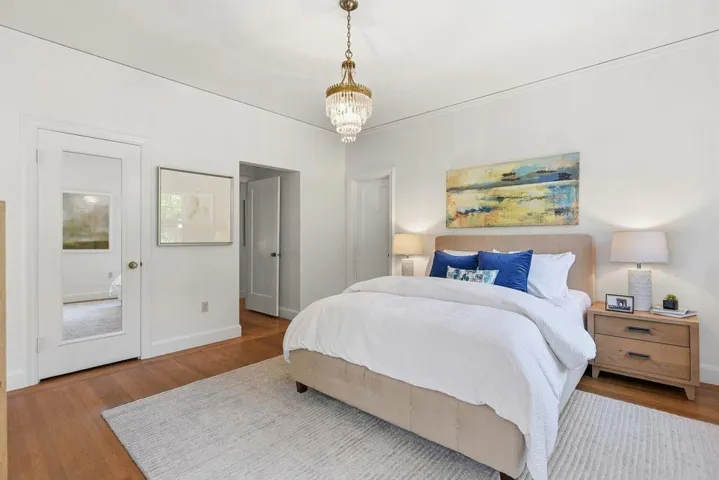 1524 Arc Way, Burlingame, California 94010