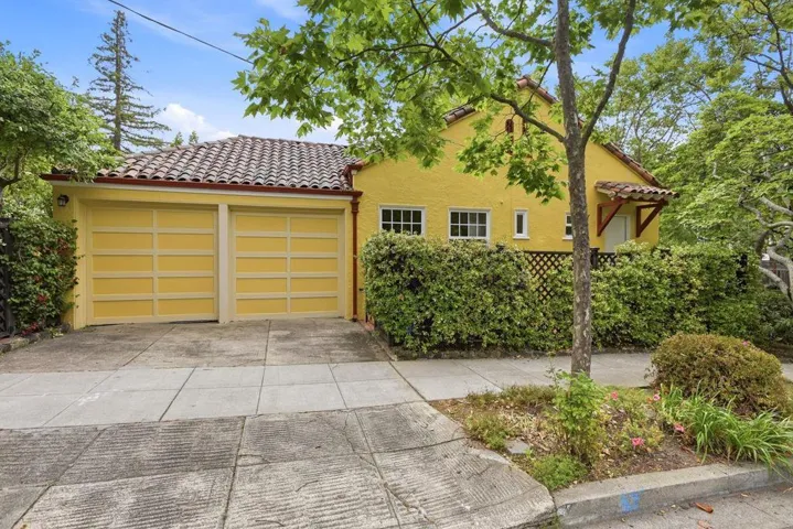 1524 Arc Way, Burlingame, California 94010