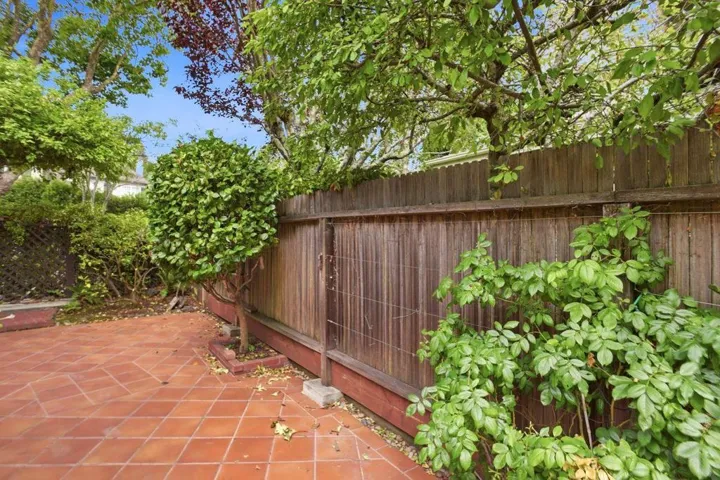 1524 Arc Way, Burlingame, California 94010