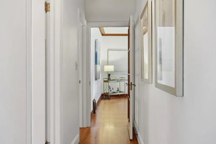 1524 Arc Way, Burlingame, California 94010