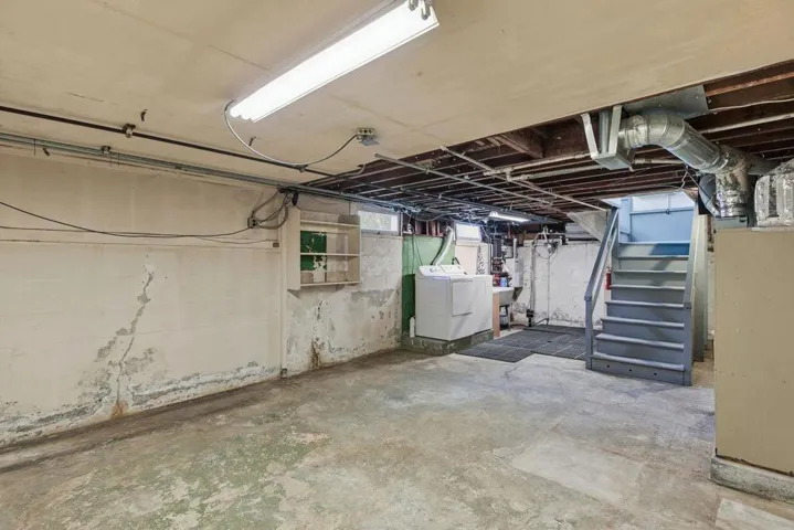 1524 Arc Way, Burlingame, California 94010