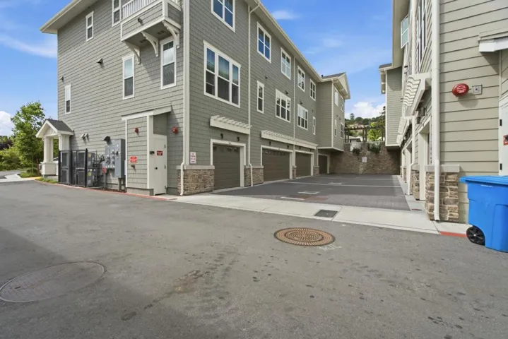 888 Broadway, Belmont, California 94002