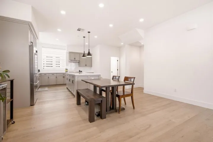 888 Broadway, Belmont, California 94002