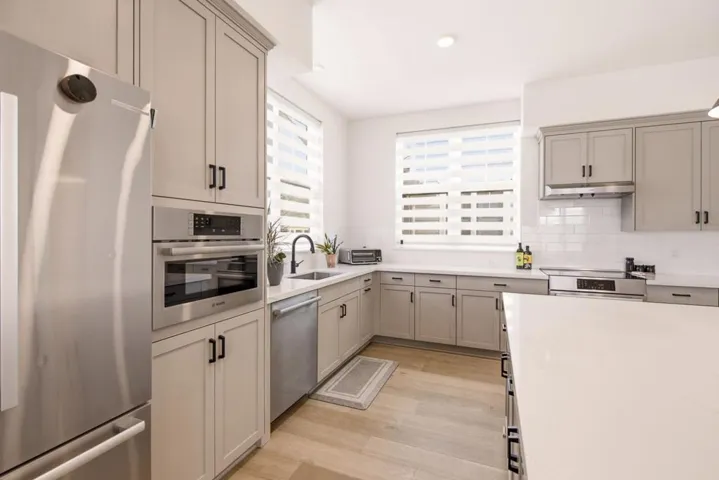 888 Broadway, Belmont, California 94002