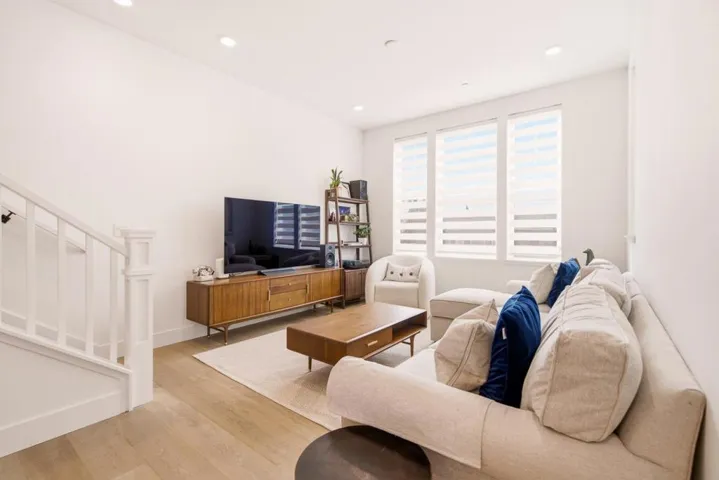 888 Broadway, Belmont, California 94002