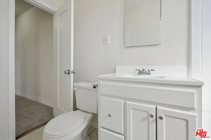 1464 3/4 W 35th Place, Los Angeles, California 90018