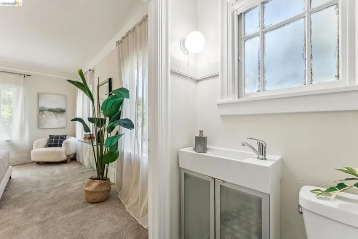 Middle Ensuite Half BA