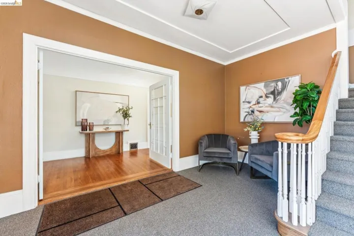 455 Lagunitas Ave, Oakland, California 94610