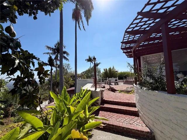 615 Reposado, La Habra Heights, California 90631