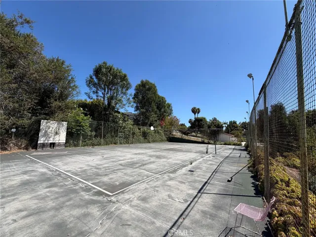 615 Reposado, La Habra Heights, California 90631