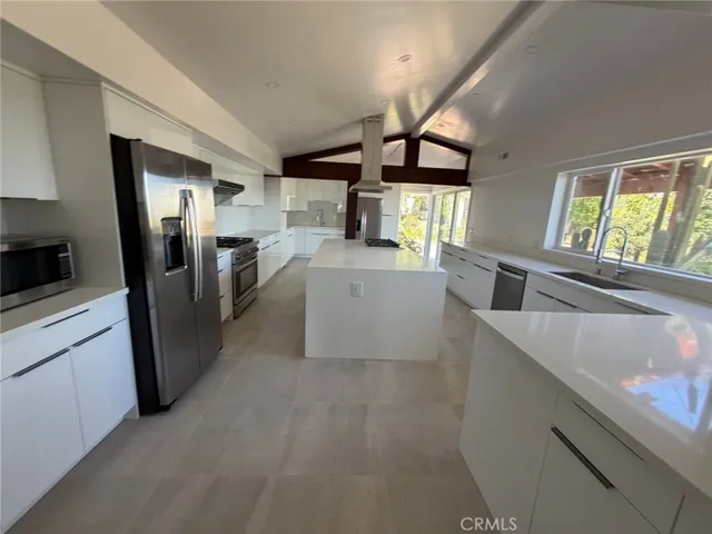 615 Reposado, La Habra Heights, California 90631