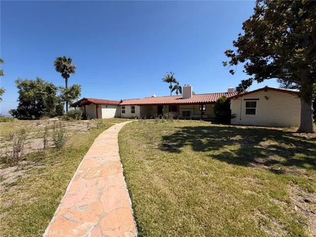 615 Reposado, La Habra Heights, California 90631