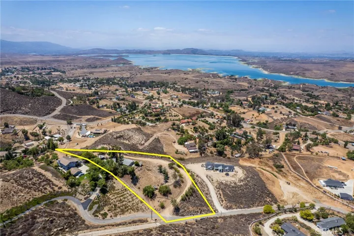 Property Boundary Lines Looking NorthWest