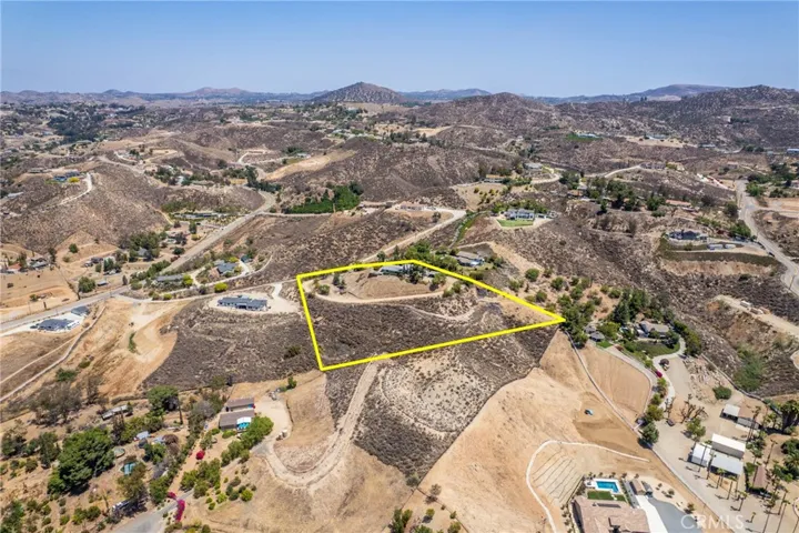 Property Boundary Lines Looking SouthEast