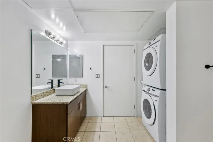 200 N San Fernando 202, Los Angeles, California 90031