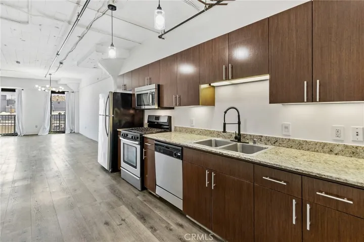 200 N San Fernando 202, Los Angeles, California 90031
