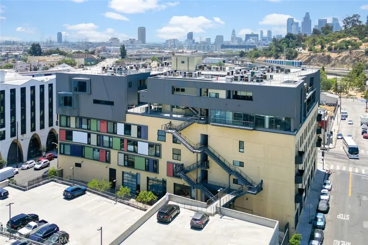 200 N San Fernando 202, Los Angeles, California 90031