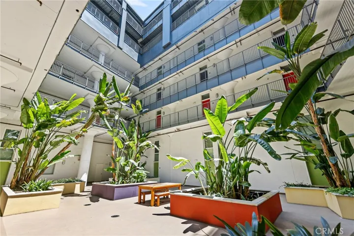200 N San Fernando 202, Los Angeles, California 90031