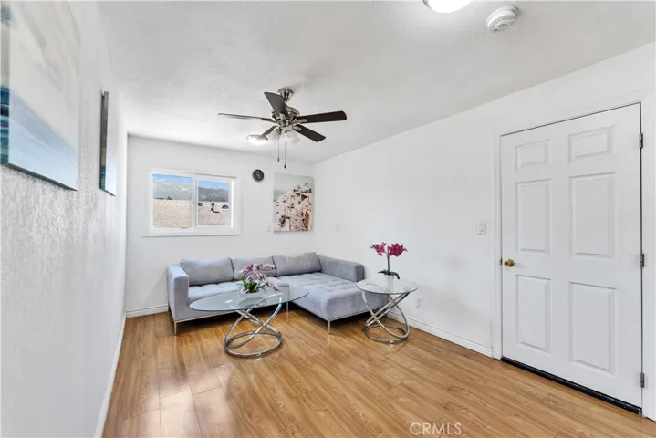 Unit3 -living room