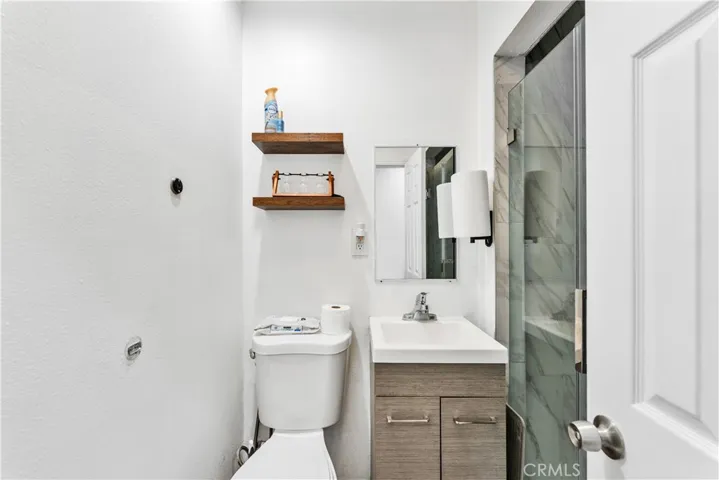656 E I, Ontario, California 91764