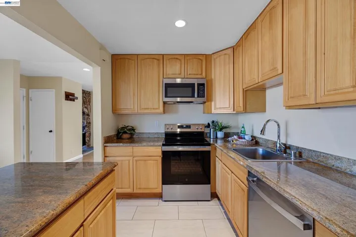 1029 Cheryl Ann Cir 67, Hayward, California 94544