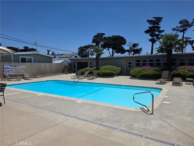 3860 S. Higuera St. C18, San Luis Obispo, California 93401