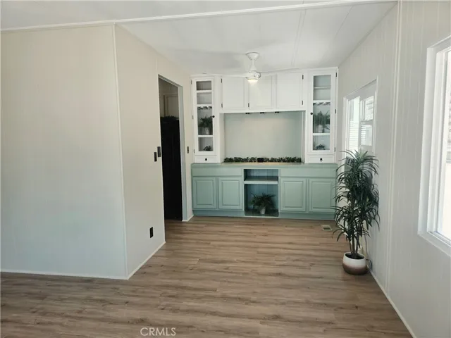 3860 S. Higuera St. C18, San Luis Obispo, California 93401