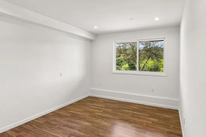 12882 Viscaino Road, Los Altos Hills, California 94022