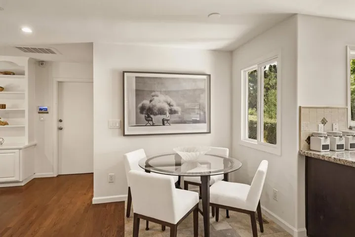 12882 Viscaino Road, Los Altos Hills, California 94022