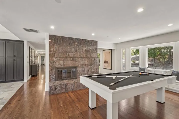 12882 Viscaino Road, Los Altos Hills, California 94022