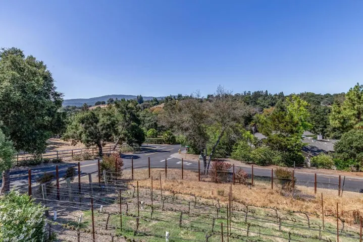 12882 Viscaino Road, Los Altos Hills, California 94022