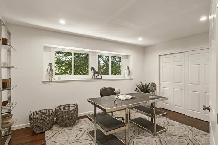 12882 Viscaino Road, Los Altos Hills, California 94022