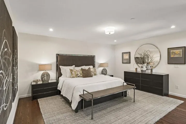 12882 Viscaino Road, Los Altos Hills, California 94022