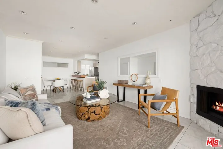 26664 Seagull Way B204, Malibu, California 90265