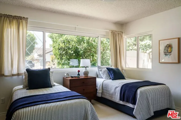 14141 Margate Street, Sherman Oaks, California 91401