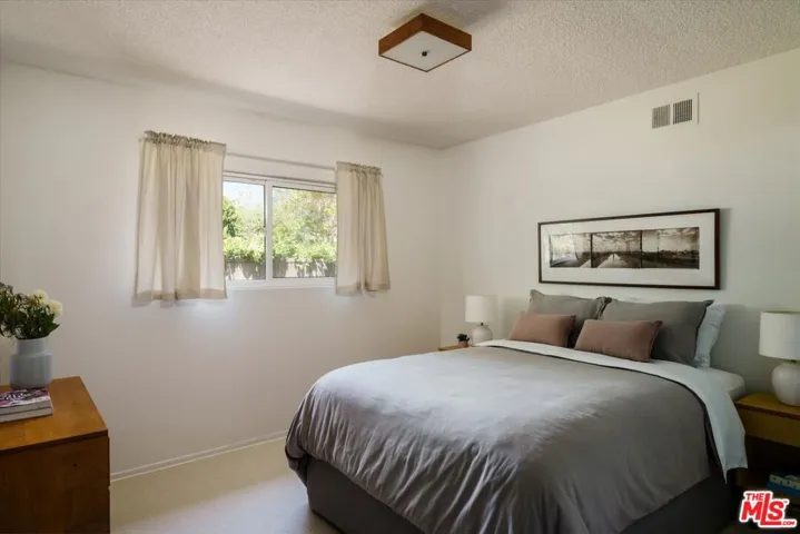 14141 Margate Street, Sherman Oaks, California 91401